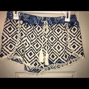 Vanilla Star Juniors Pattern & Lace Shorts